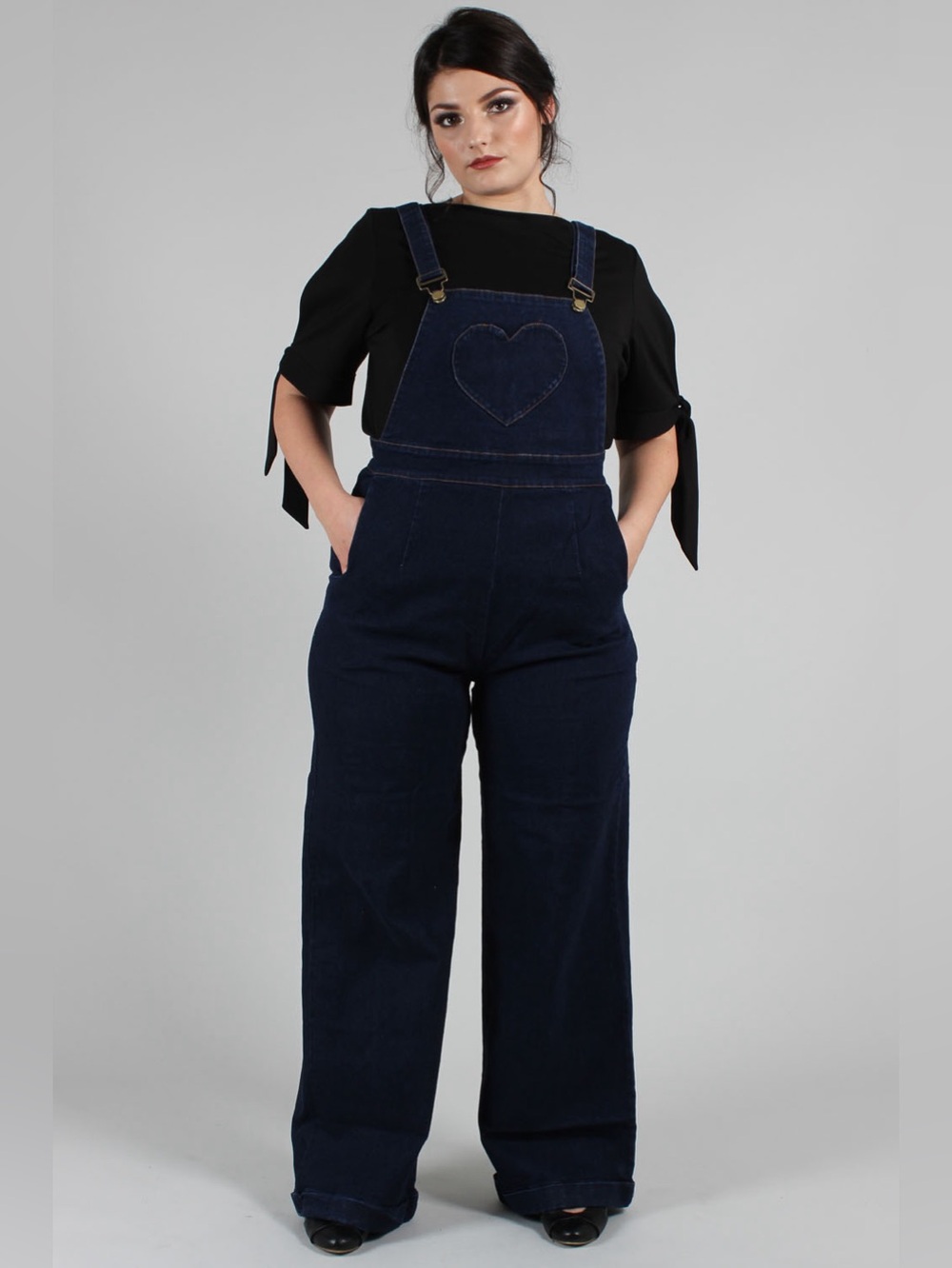 VooDoo Vixen size 6/M/UK10/EU38 heart overalls deep indigo ModCloth Motel NWOT - Picture 1 of 10